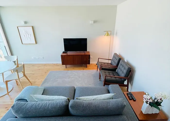 Cl Afonso Cordeiro Apartment